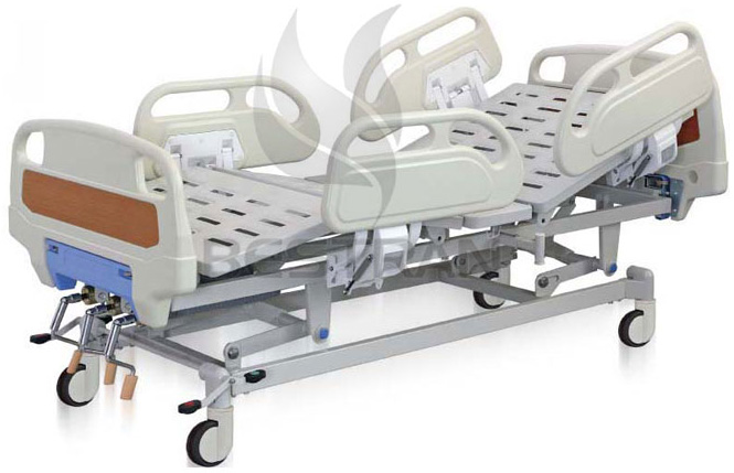 3-Crank manual medical bed