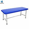 Mesa de exploración de acero inoxidable BESTRAN para examen de pacientes y diagnóstico médico.